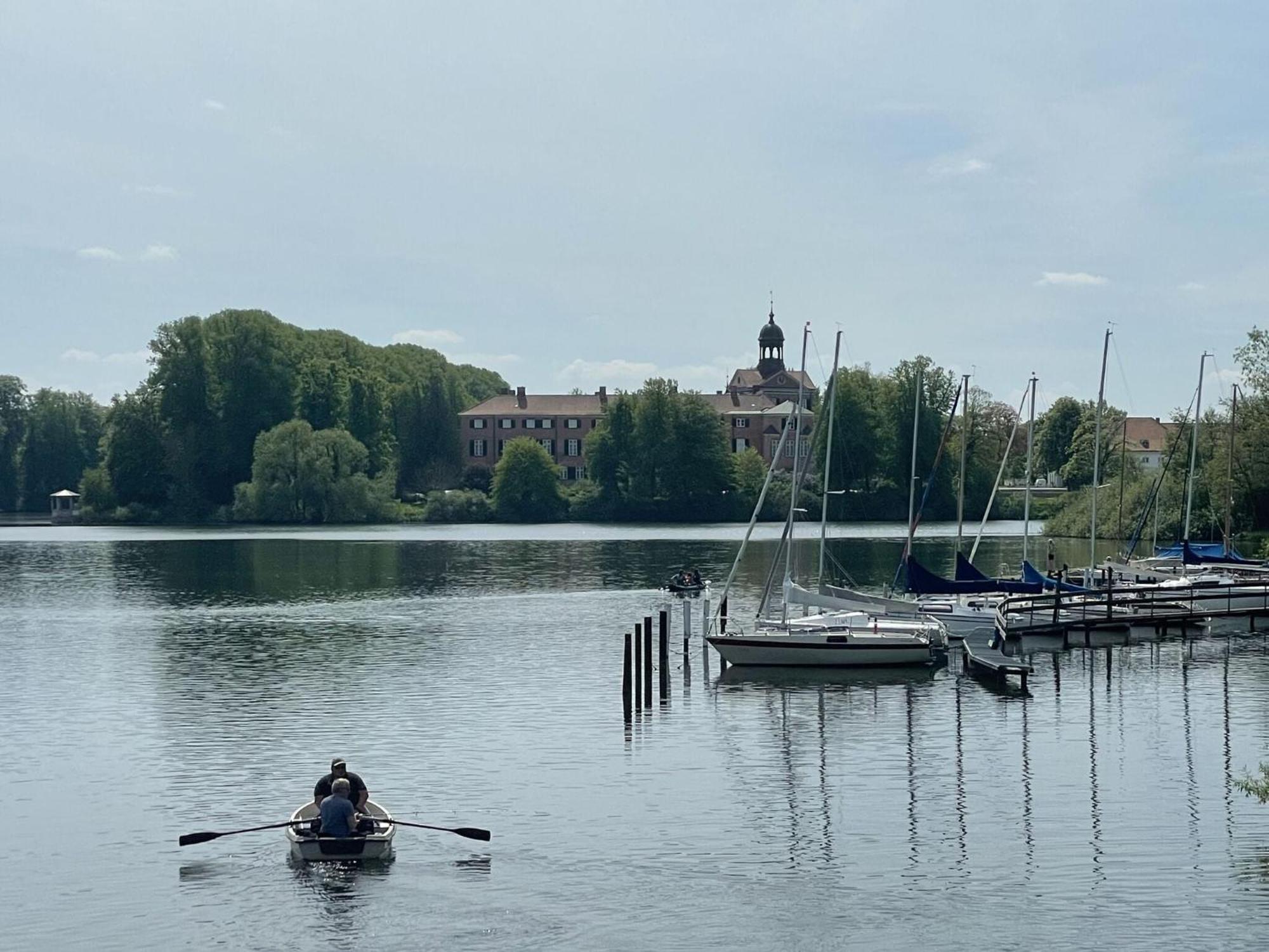 Flat In Eutin On The Kleiner Eutiner See Lake Exterior foto